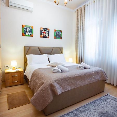 Tirana Center Apartment - Zogu I Boulevard Exterior photo